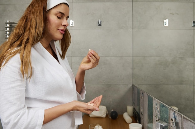 Dermaheal HSR jak stosować w codziennej pielęgnacji?