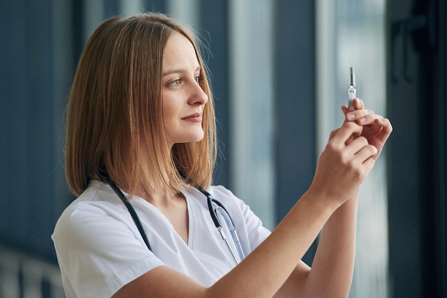 Od czego zależy ile kosztuje zastrzyk z botoksu?