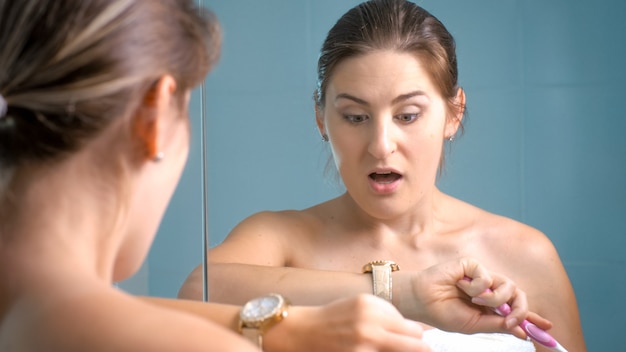 Jak usunąć blizny potrądzikowe i odzyskać pewność siebie?