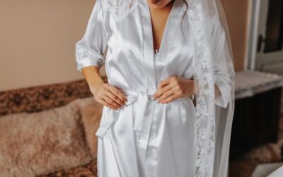 Jaka bielizna wyszczuplająca pod sukienkę sprawdzi się na wielkie wyjście?