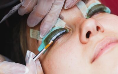 Laminacja rzęs ile trwa i od czego zależy czas zabiegu?