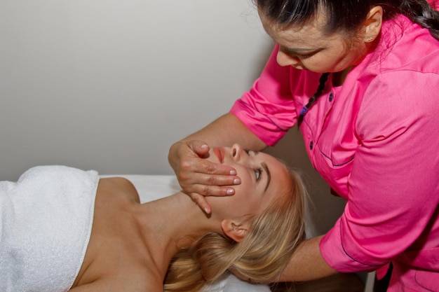 Kobido masaż jak się przygotować do pierwszej wizyty?