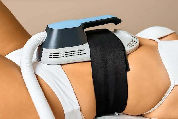 Liposukcja kawitacyjna kiedy efekty są widoczne?