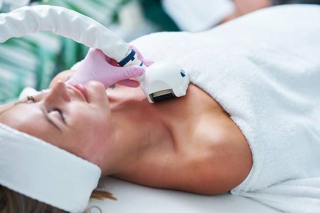 Hifu jak działa i kiedy warto rozważyć ten zabieg?