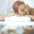 Jak iść na masaż w spa żeby w pełni się zrelaksować?